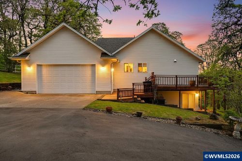 1299 Twin Hills Rd Se, Jefferson, OR, 97352-9653 | Card Image