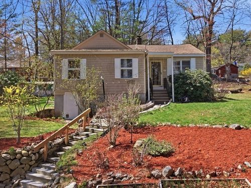 10 Avila Rd, Billerica, MA, 01821-2404 | Card Image