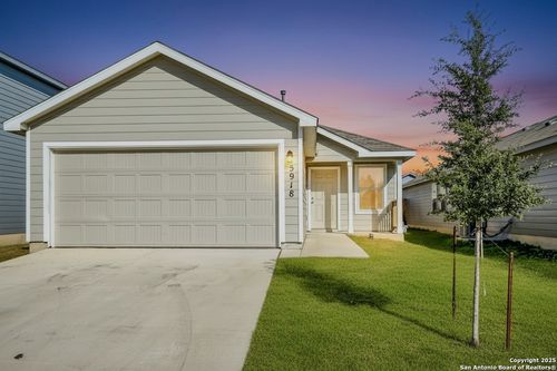 5918 San Geronimo, Seguin, TX, 78155-3234 | Card Image