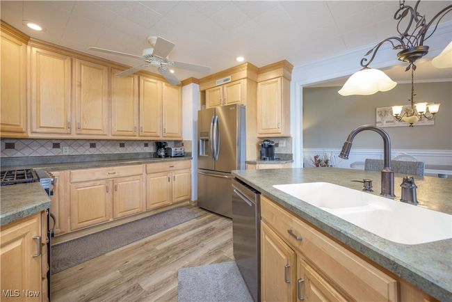 5308 Calla Ave Nw, House other with 3 bedrooms, 3 bathrooms and null parking in Warren OH | Image 13