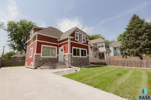 1309 S Spring Ave, Sioux Falls, SD, 57105-0632 | Card Image