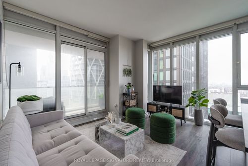 2503-426 University Ave, Toronto, ON, M5G1S9 | Card Image