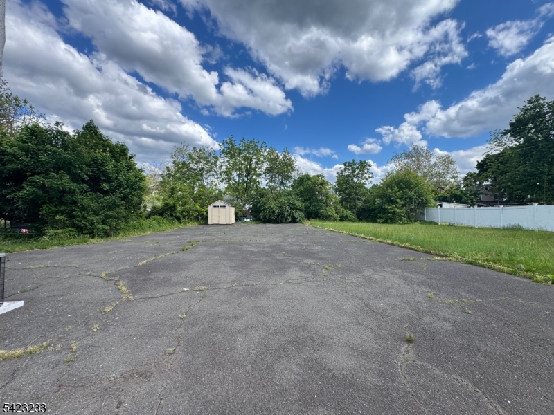 Commercial Sale in Plainfield City 5