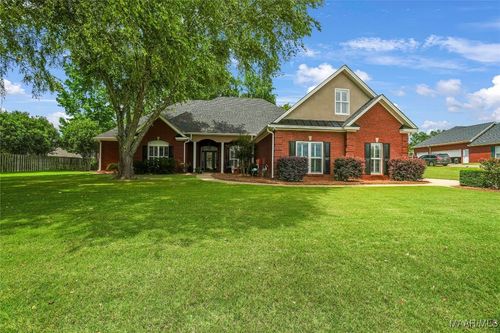 145 Mountain Meadows Ln, Wetumpka, AL, 36093-3855 | Card Image