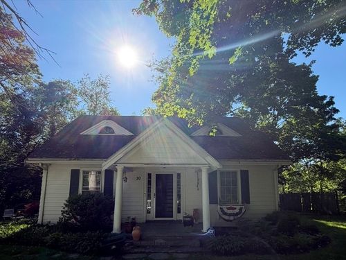 30-28-30 Locust Ave, Rehoboth, MA, 02769-2321 | Card Image