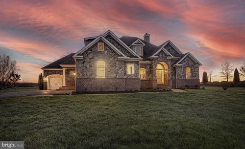 5 Isaacs Ln, Townsend, DE, 19734-9567 | Card Image