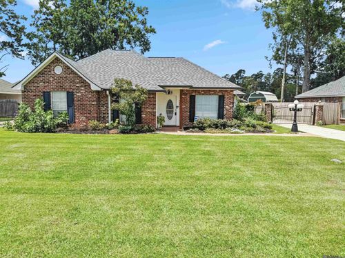 30943 Meadow Wood Blvd, Denham Springs, LA, 70726-2748 | Card Image