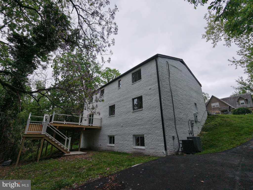 Residential in TOWSON 4