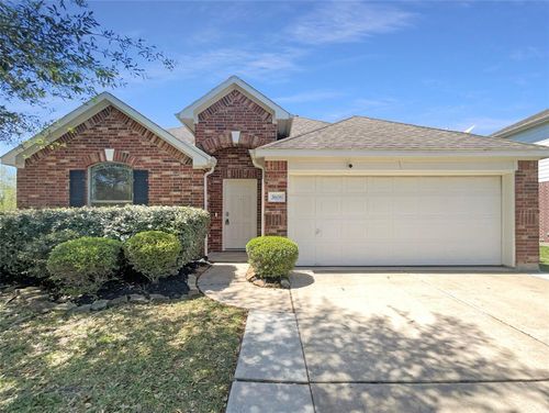 3608 Mahogany Trl, Pearland, TX, 77584-9743 | Card Image