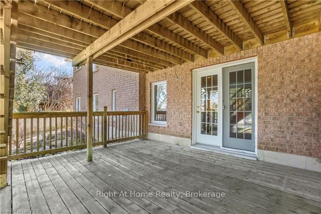 47 Morton Ave, House other with 4 bedrooms, 2 bathrooms and 4 parking in Dundas ON | Image 43