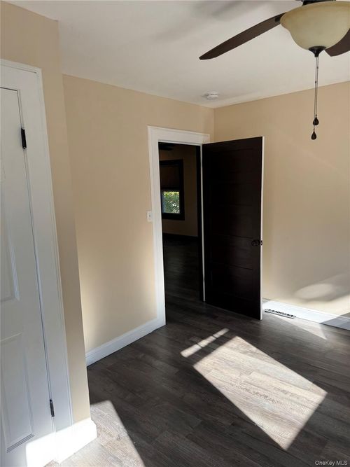 164 Sterling Pl, Amityville, NY, 11701-2926 | Card Image