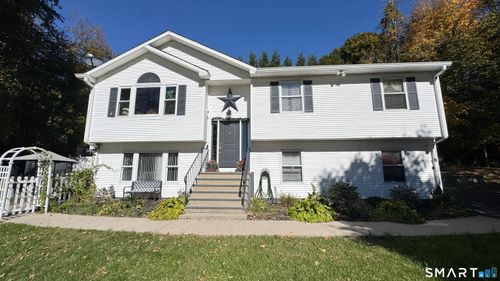 66 E Street, Derby, CT, 06418 | Card Image