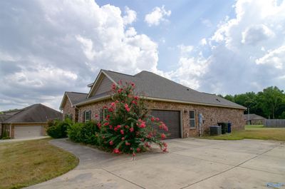 108 Birch Falls Drive, House other with 4 bedrooms, 2 bathrooms and null parking in Hazel Green AL | Image 3