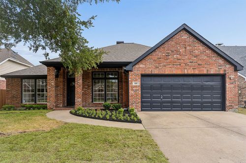633 Trail Lake Dr, Richardson, TX, 75081-3555 | Card Image