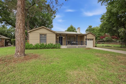 909 Keith Pumphrey Drive, River Oaks, TX, 76114 | Card Image