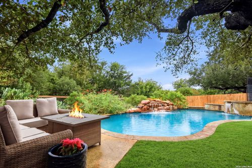 18406 Rogers Pl, San Antonio, TX, 78258-4592 | Card Image