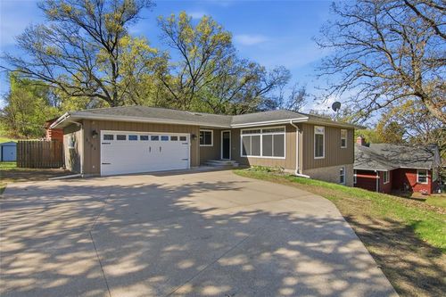2921 La Salle Street, Eau Claire, WI, 54703 | Card Image
