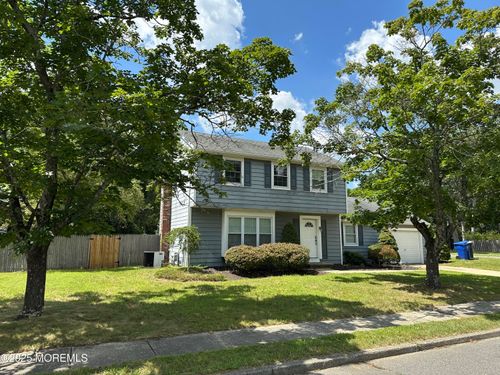 300 Ashford Rd, Toms River, NJ, 08755-3239 | Card Image