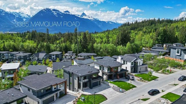 7 - 3385 Mamquam Road, House other with 6 bedrooms, 5 bathrooms and 4 parking in Squamish BC | Image 2