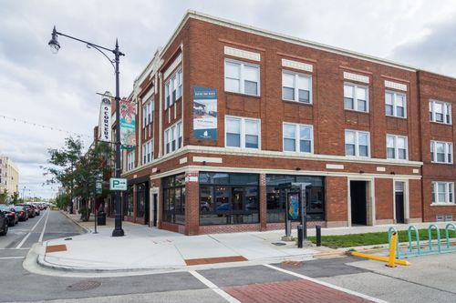 1-4911 W Cuyler Ave, Chicago, IL, 60641-1702 | Card Image