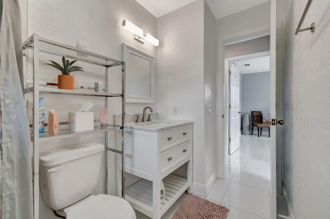 710 Se 3 Rd Ave, House other with 3 bedrooms, 2 bathrooms and null parking in Delray Beach FL | Image 18