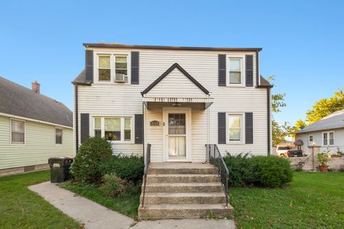 2630 Commercial Ave, South Chicago Heights, IL, 60411-4802 | Card Image