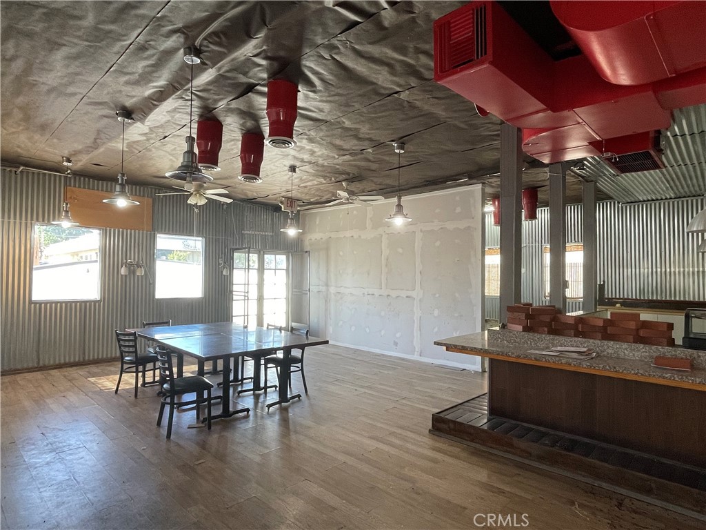 Commercial Lease in Claremont 2