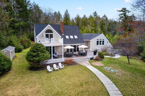 71-72 Quarry Cove Road, Raymond, ME, 04071 | Card Image