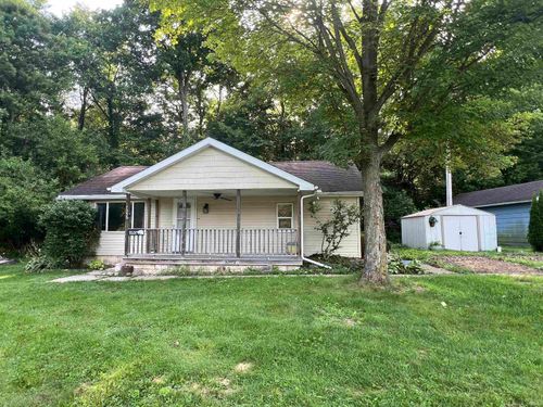 7055 S 200 E, Wolcottville, IN, 46795-8954 | Card Image