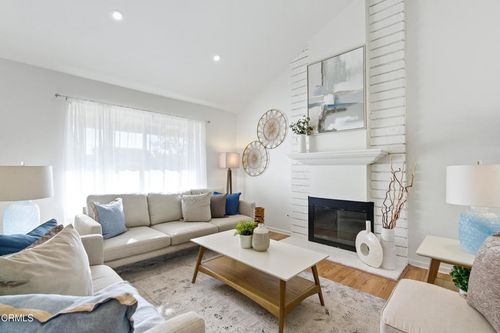 13151 Rose St, Cerritos, CA, 90703-8623 | Card Image