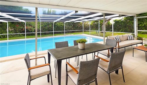 2431 Welch St, Fort Myers, FL, 33901-7338 | Card Image