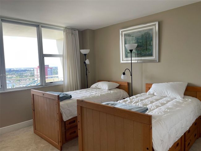 APT-1619 - 3180 S Ocean Dr, Condo with 2 bedrooms, 2 bathrooms and null parking in Hallandale Beach FL | Image 11