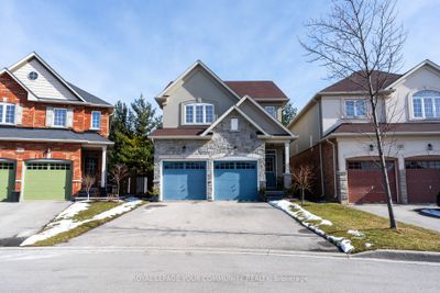 64 Connell Cres, House other with 3 bedrooms, 3 bathrooms and 6 parking in Hamilton ON | Image 1