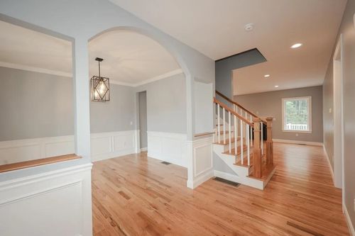 10 Beech Hill Road, Weare, NH, 03281 | Card Image