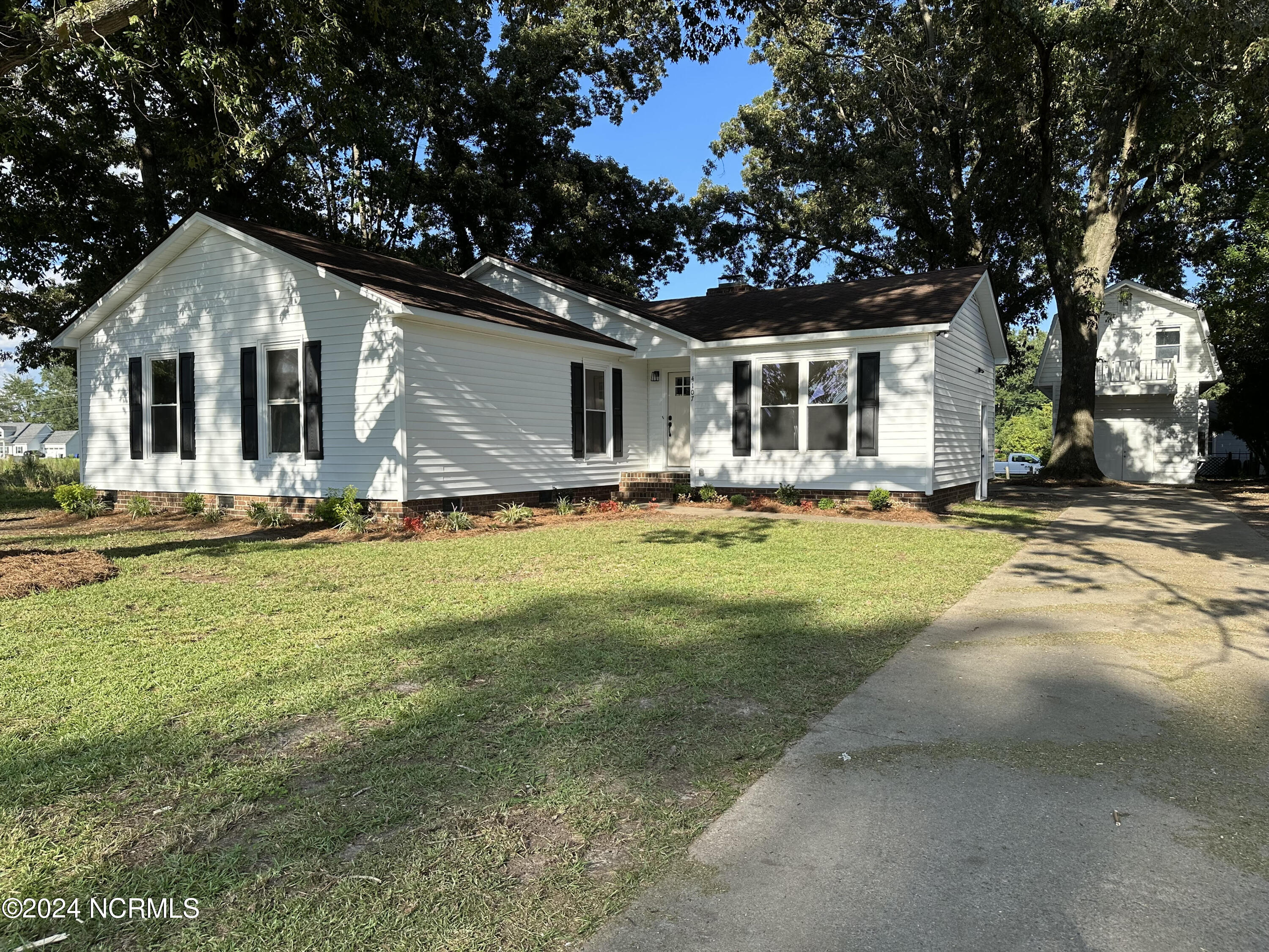 Fenner College St, Ayden, NC 28513