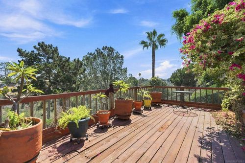 4635 Kleefeld Ave, San Diego, CA, 92117-2813 | Card Image