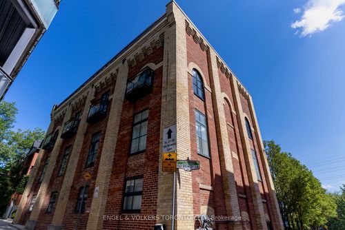 4-39 Old Brewery Lane, Toronto, ON, M5A3P2 | Card Image