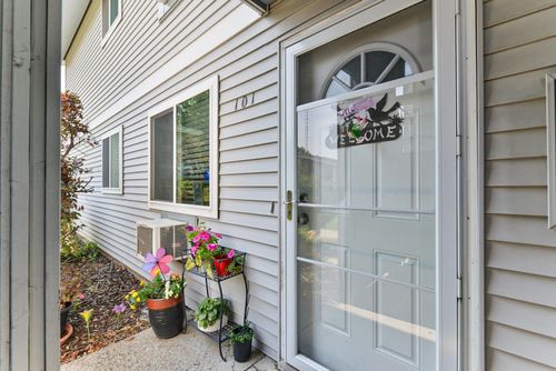 4026 S Regal St, Spokane, WA, 99223-7735 | Card Image