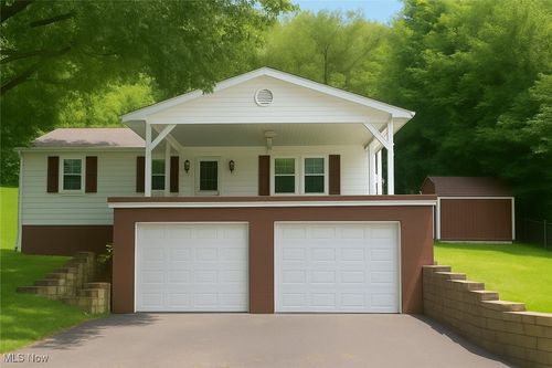 20 Phaeton Ave, Chester, WV, 26034-1495 | Card Image