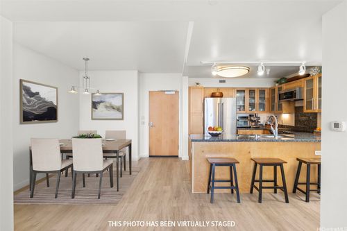 apt-607-600 Queen St, Honolulu, HI, 96813-5117 | Card Image