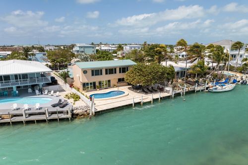 11399 6th Avenue Ocean, Marathon, FL, 33050-3434 | Card Image