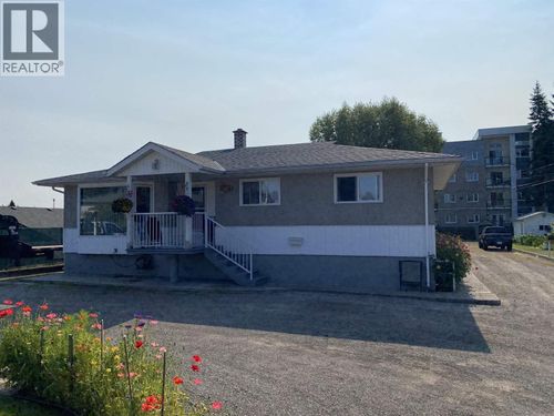 2923 Ferry Ave, Prince George, BC, V2N1L3 | Card Image