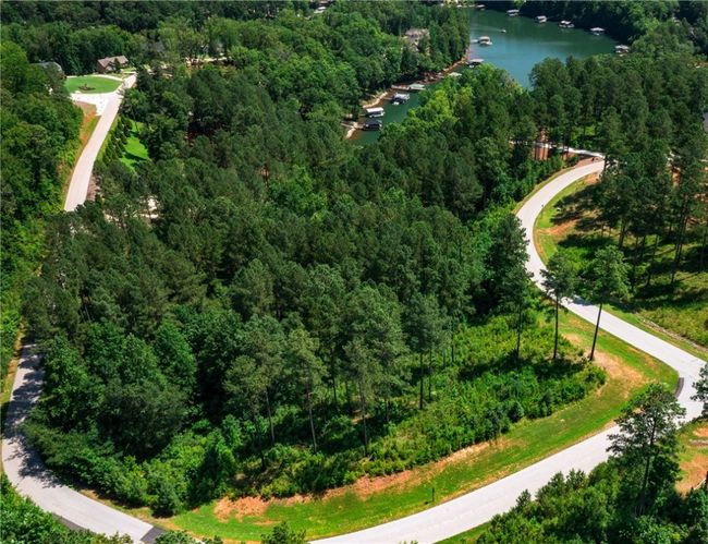 11 Little Keowee Blvd, Home with 0 bedrooms, 0 bathrooms and null parking in West Union SC | Image 20