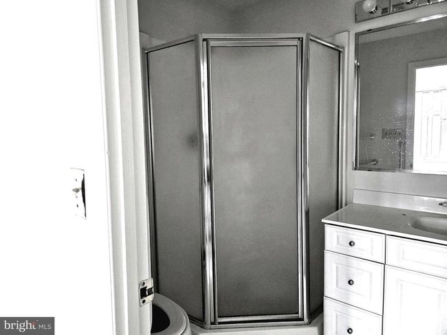 APT-205 - 1 Smeton Pl, Condo with 2 bedrooms, 2 bathrooms and null parking in TOWSON MD | Image 15