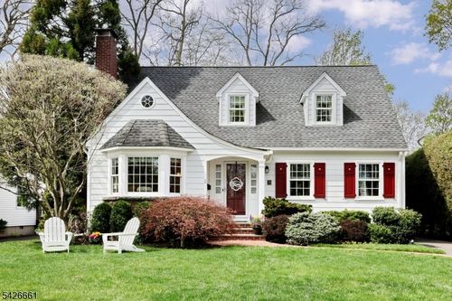 70 Ridge Rd, Glen Rock, NJ, 07452-2322 | Card Image