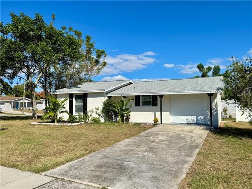 1217 Grantwood Ave, CLEARWATER, FL, 33759-2640 | Card Image