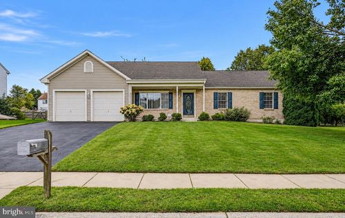 10 Corbit Sharp Dr, TOWNSEND, DE, 19734-2201 | Card Image