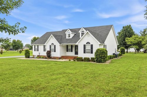 2368 Noah Bledsoe Rd, Smiths Grove, KY, 42171-8879 | Card Image