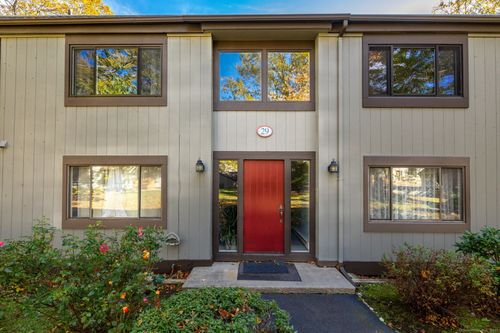 d-29 Harbour Vlg, Branford, CT, 06405-4473 | Card Image