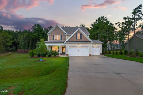 102 Spumante Ct, Princeton, NC, 27569-9552 | Card Image